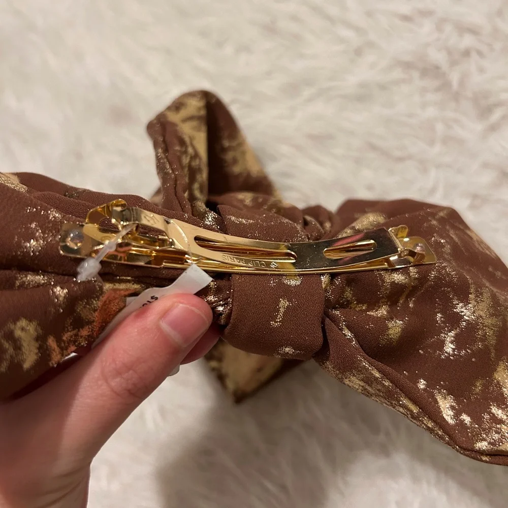 Anthropologie jumbo Shimmer Hair Bow